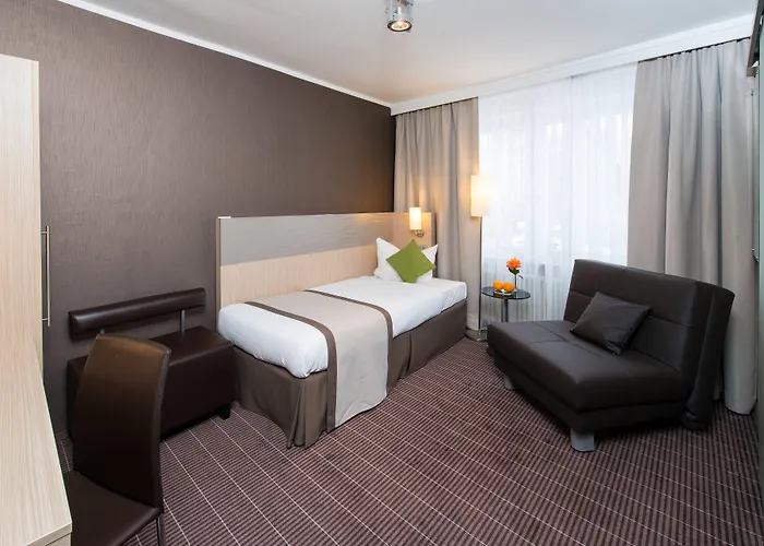 Hotel New Orly 4*