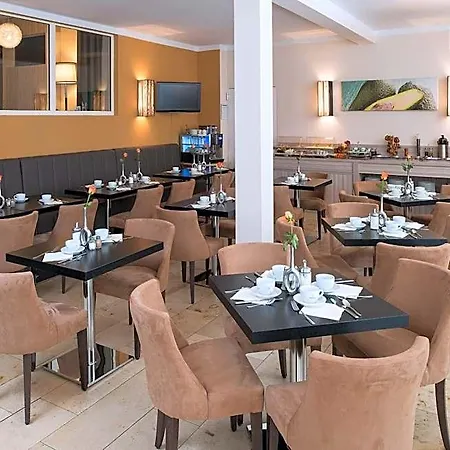 Szálloda New Orly 4*